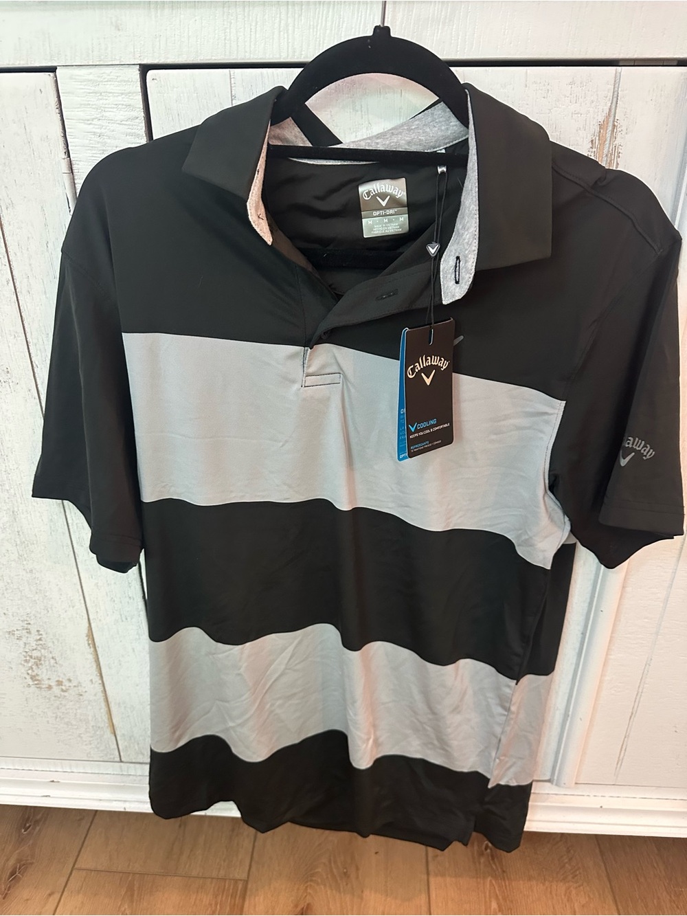 Callaway Men’s Black and Gray Wide Stripe Golf Polo